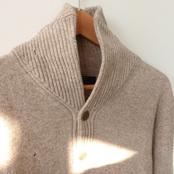 Beige Wool Sweater Men Large J CREW Knit Tan Lambswool Shawl Henley Button Neck - Picture 2 of 11